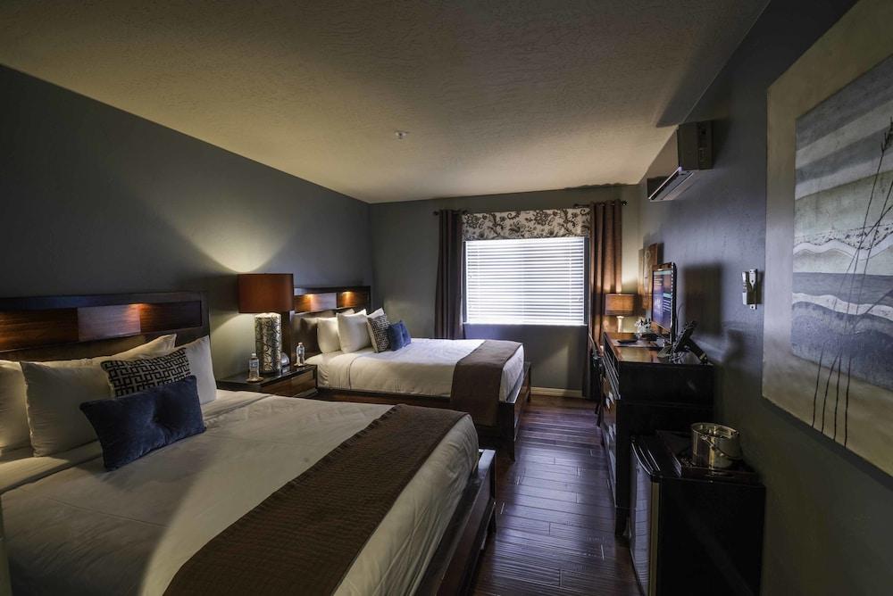 The Tavern Hotel Коттонвуд Экстерьер фото